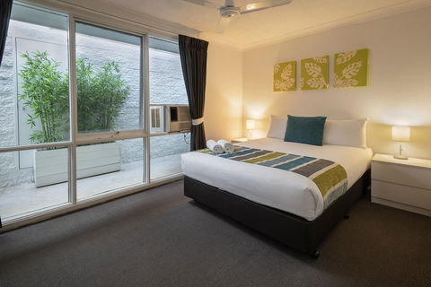 The Beach Motel Hervey Bay - Tweed Heads Accommodation 1