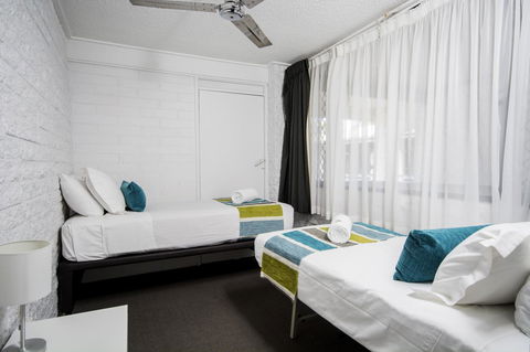 The Beach Motel Hervey Bay - Tweed Heads Accommodation 30
