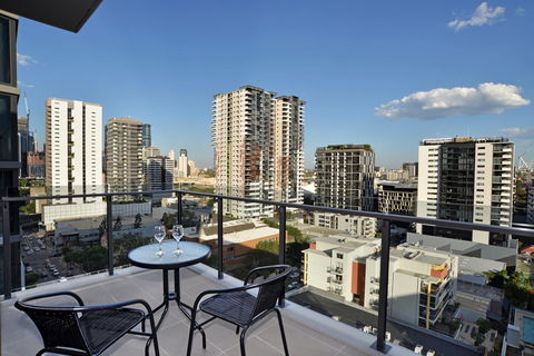 Brisbane One Apartments By CLLIX - Tweed Heads Accommodation 1