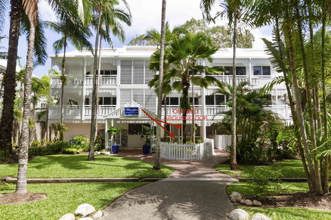 The White House Port Douglas - Tweed Heads Accommodation 1