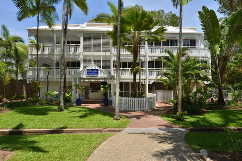 The White House Port Douglas - Tweed Heads Accommodation 0