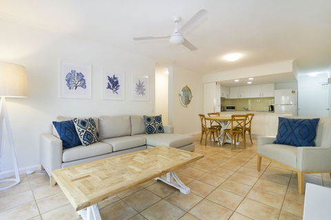 The White House Port Douglas - Tweed Heads Accommodation 28
