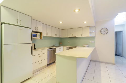 The White House Port Douglas - Tweed Heads Accommodation 22