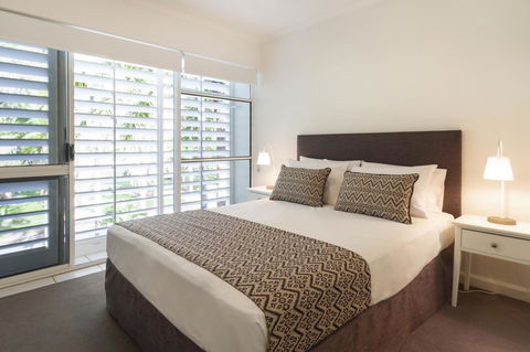The White House Port Douglas - Tweed Heads Accommodation 6