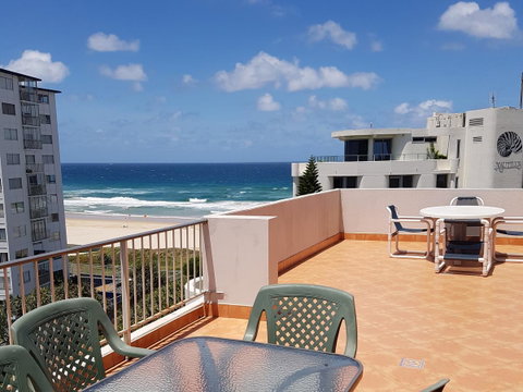 Surfers Chalet - Tweed Heads Accommodation 37