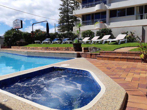Surfers Chalet - Tweed Heads Accommodation 6