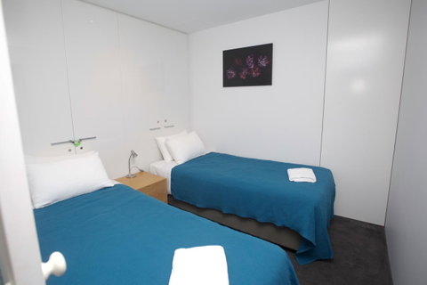 Circle Luxury Holidays - Tweed Heads Accommodation 7
