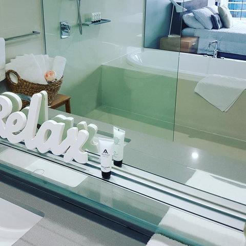 Circle Luxury Holidays - Tweed Heads Accommodation 24
