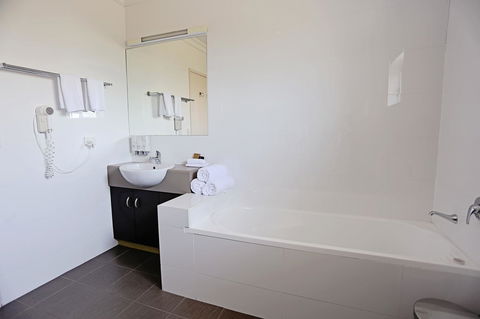 Drovers Motor Inn - Tweed Heads Accommodation 12