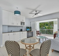 Couples private spa beach getaway - Tweed Heads Accommodation