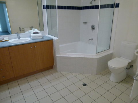 Madison Ocean Breeze Apartments - Tweed Heads Accommodation 33