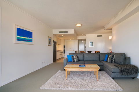 Reflections Tower Two - Tweed Heads Accommodation 11