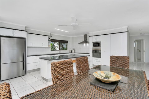 Roydon Beachfront Apartments - Tweed Heads Accommodation 20