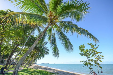 Roydon Beachfront Apartments - Tweed Heads Accommodation 6