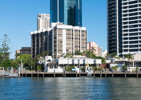 Tiki Hotel Apartments Surfers Paradise - Tweed Heads Accommodation 4