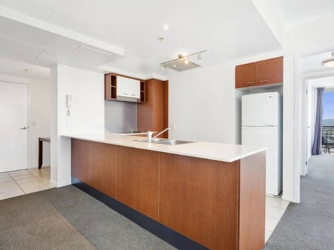 Beach Stay - Ocean & Riverview Resort Chevron Renaissance Central Surfers Paradise - Tweed Heads Accommodation 11
