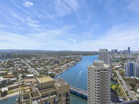 Beach Stay - Ocean & Riverview Resort Chevron Renaissance Central Surfers Paradise - Tweed Heads Accommodation 15
