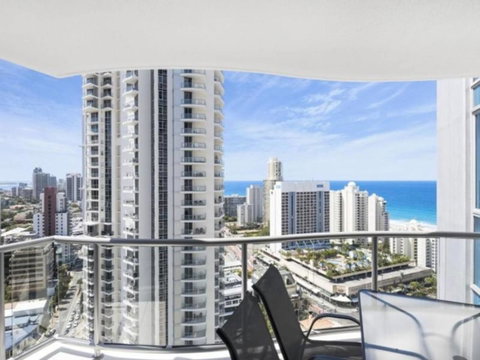 Beach Stay - Ocean & Riverview Resort Chevron Renaissance Central Surfers Paradise - Tweed Heads Accommodation 25