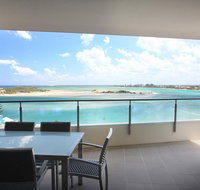 Monaco Caloundra - Tweed Heads Accommodation