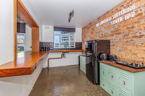 The Pink Hotel Coolangatta - Tweed Heads Accommodation 4