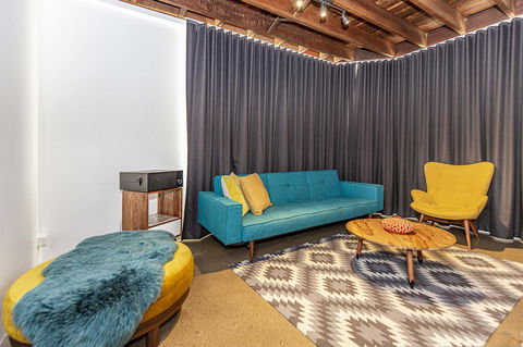 The Pink Hotel Coolangatta - Tweed Heads Accommodation 21