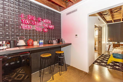 The Pink Hotel Coolangatta - Tweed Heads Accommodation 20