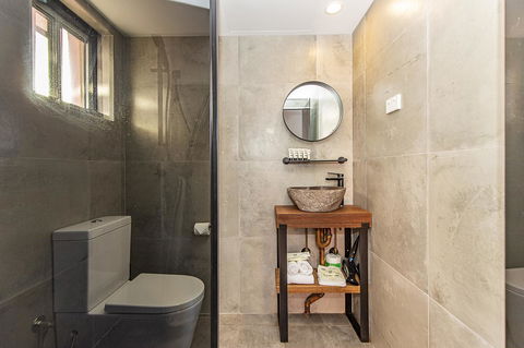 The Pink Hotel Coolangatta - Tweed Heads Accommodation 31