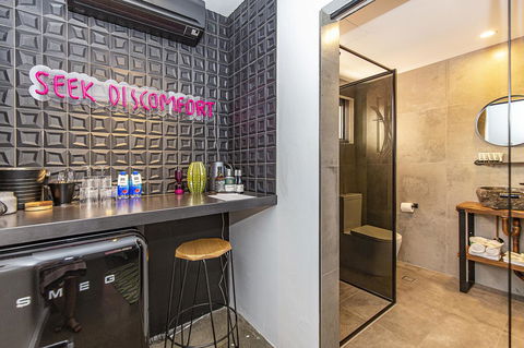 The Pink Hotel Coolangatta - Tweed Heads Accommodation 26