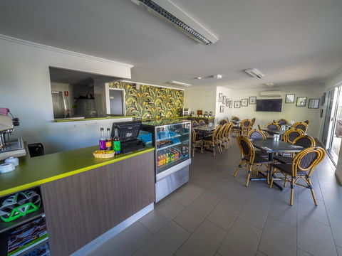 Mackay Oceanside Central Hotel Official - Tweed Heads Accommodation 31
