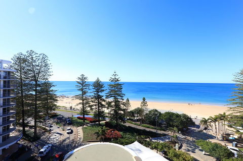 Peninsular Beachfront Resort - Tweed Heads Accommodation 0