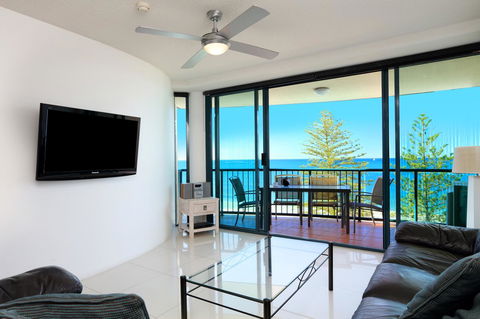 Peninsular Beachfront Resort - Tweed Heads Accommodation 2