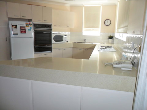 Grosvenor Beachfront Apartments Surfers Paradise - Tweed Heads Accommodation 15