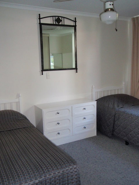 Grosvenor Beachfront Apartments Surfers Paradise - Tweed Heads Accommodation 28