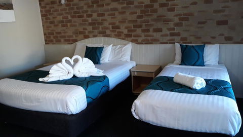 Country Gardens Motor Inn - Tweed Heads Accommodation 5