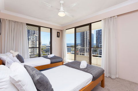 Capricornia Apartments - Tweed Heads Accommodation 12