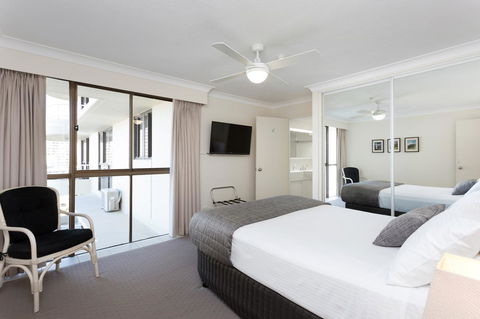 Capricornia Apartments - Tweed Heads Accommodation 1