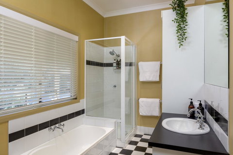 Noosa Beachhouse - Tweed Heads Accommodation 10