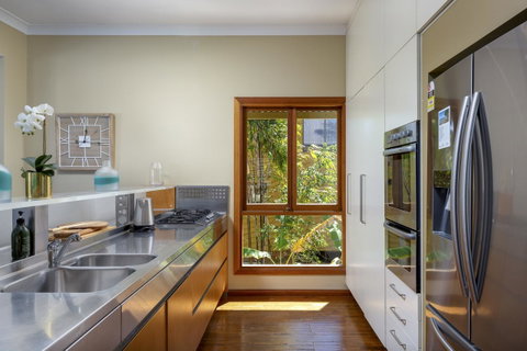 Noosa Beachhouse - Tweed Heads Accommodation 2
