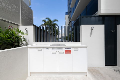 Sunset Retreat Mooloolaba - Tweed Heads Accommodation 36