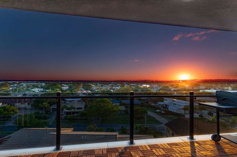 Sunset Retreat Mooloolaba - Tweed Heads Accommodation 17