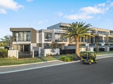The Residences At The Peninsula - Tweed Heads Accommodation 1