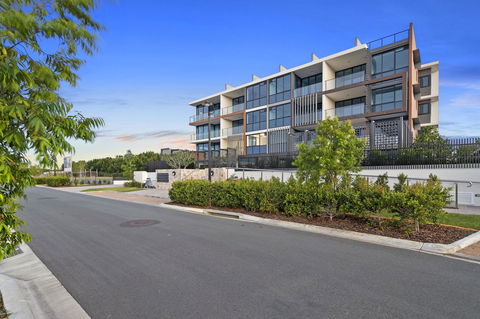 The Residences At The Peninsula - Tweed Heads Accommodation 9