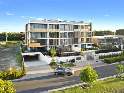 The Residences At The Peninsula - Tweed Heads Accommodation 8