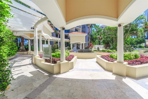 Towers Of Chevron - Private Apartment - Tweed Heads Accommodation 15