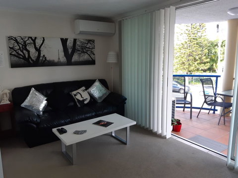 Surfers Beach Resort One - Tweed Heads Accommodation 2