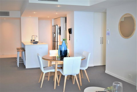 Gold Coast Private Apartments - H Residences, Surfers Paradise - Tweed Heads Accommodation 12
