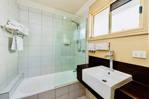 Ambassador On Ruthven - Tweed Heads Accommodation 29