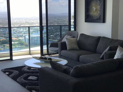 Luxury 3 Bedroom In Heart Of Broadbeach - Tweed Heads Accommodation 21