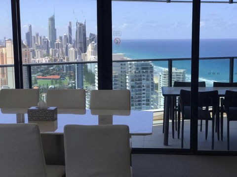 Luxury 3 Bedroom In Heart Of Broadbeach - Tweed Heads Accommodation 12