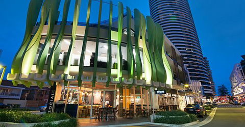 Luxury 3 Bedroom In Heart Of Broadbeach - Tweed Heads Accommodation 10